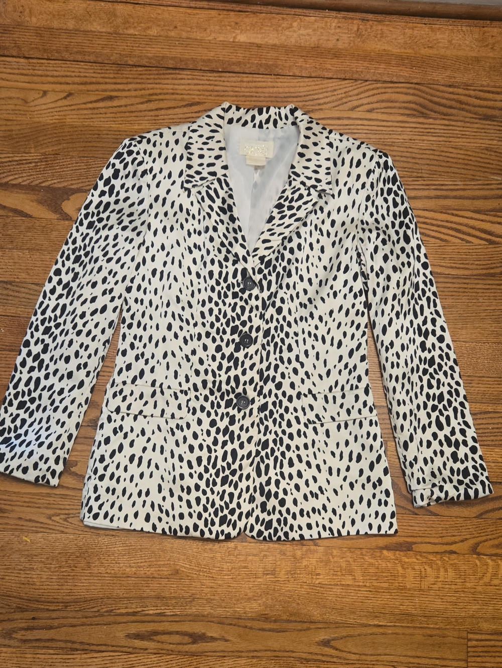 Vintage Cache Women's Black and White Animal Print Blazer Medium
